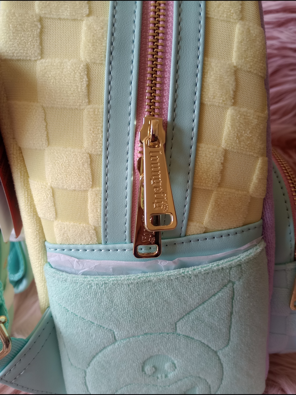 SDCC Limited Edition Hello Kitty & Friends Color Block Terry Cloth Mini Backpack - Picture 11 of 12